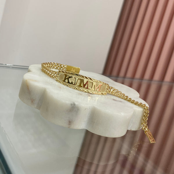 Esclava Nombre Delgada