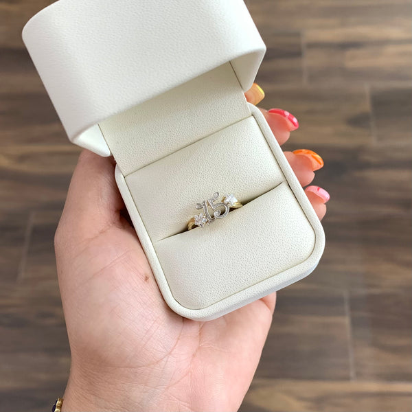Anillo XV años Viernes