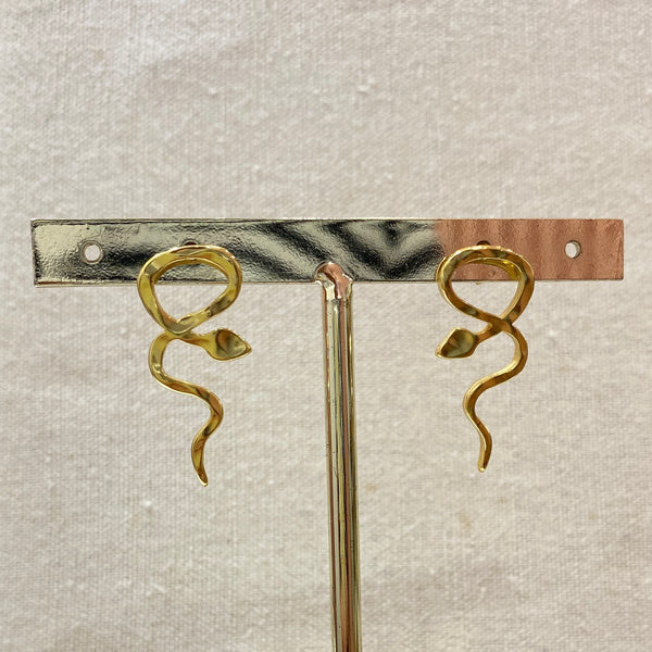 Aretes serpiente