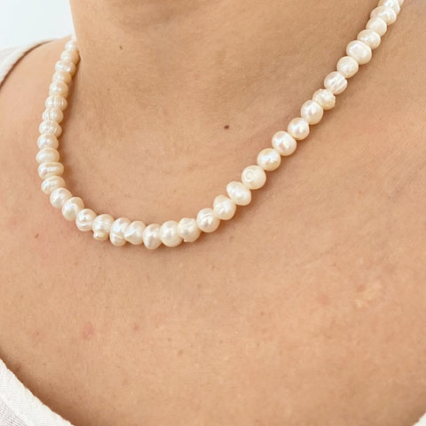 Choker Perlas